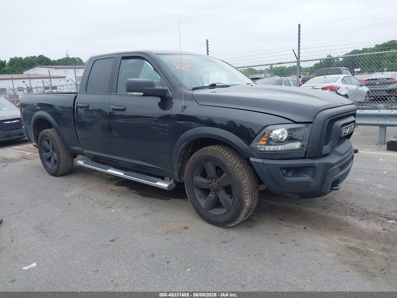1C6RR6GG1KS****** · 2019 RAM 1500 CLASSIC WARLOCK  4X2 6'4 BOX