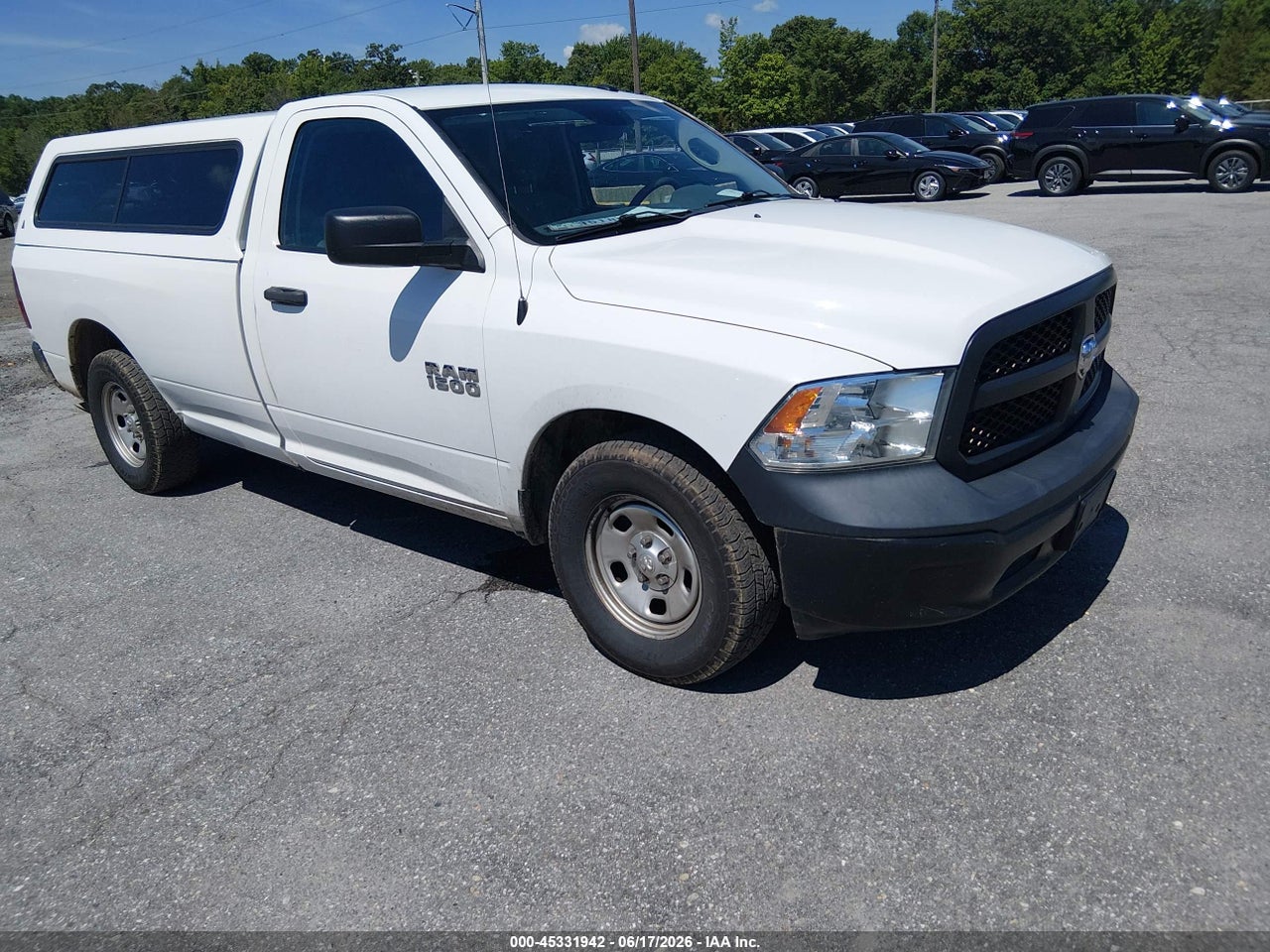 3C6JR6DGXJG****** · 2018 RAM 1500 TRADESMAN  4X2 8' BOX