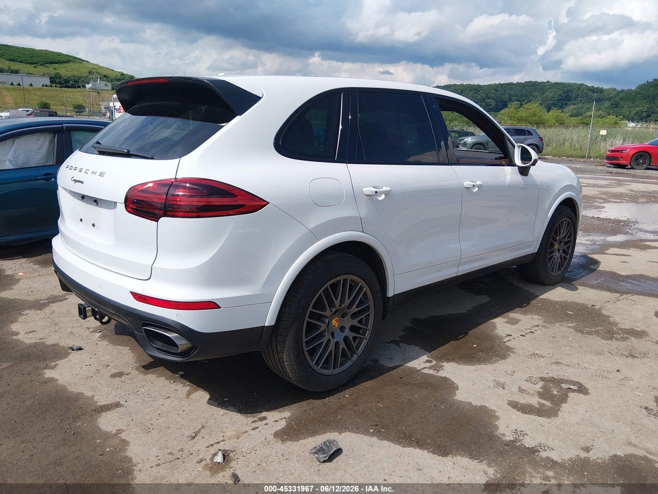 2017 PORSCHE CAYENNE PLATINUM EDITION · 4/11