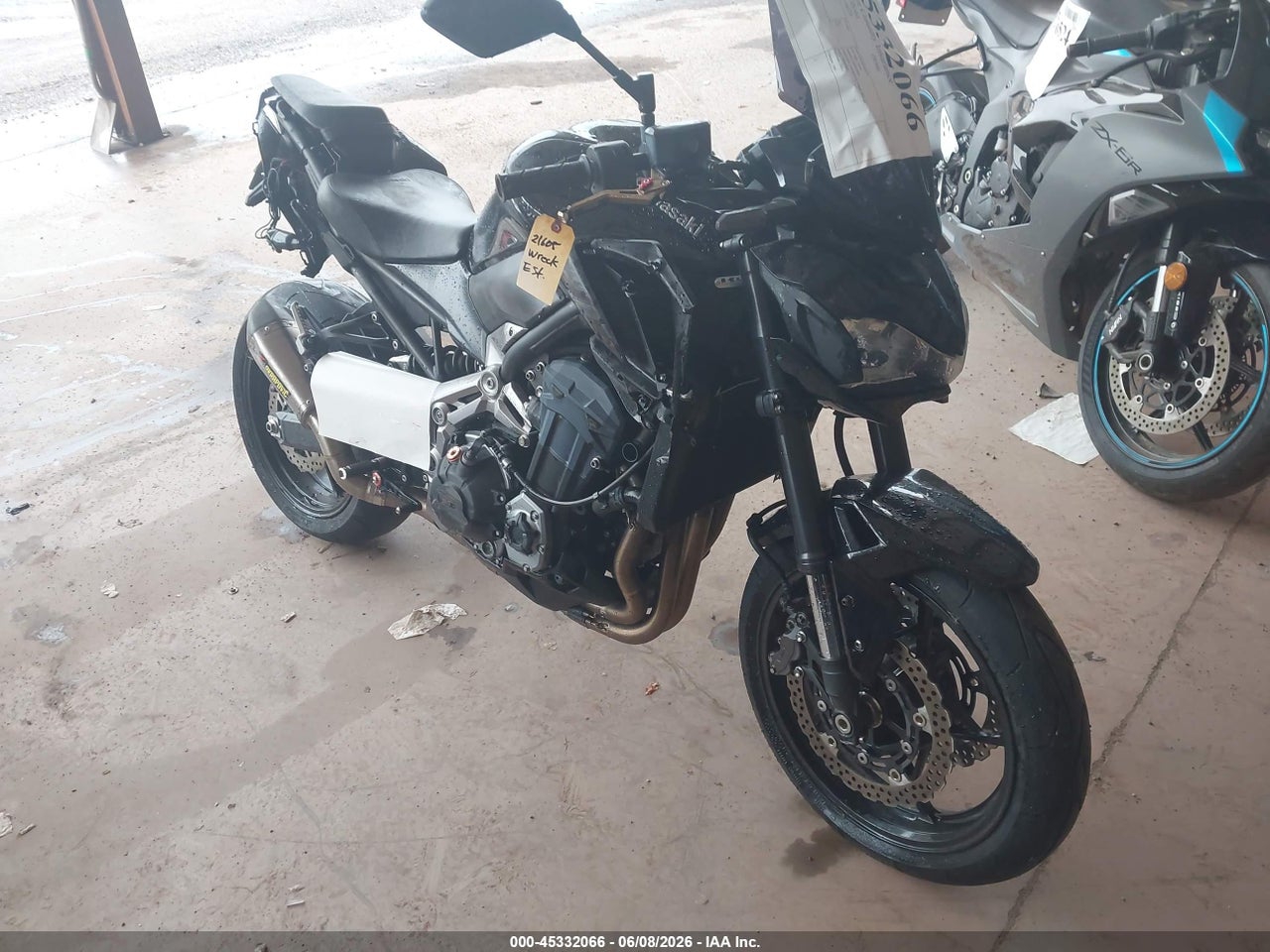 JKAZR2A1XJA****** · 2018 KAWASAKI ZR900