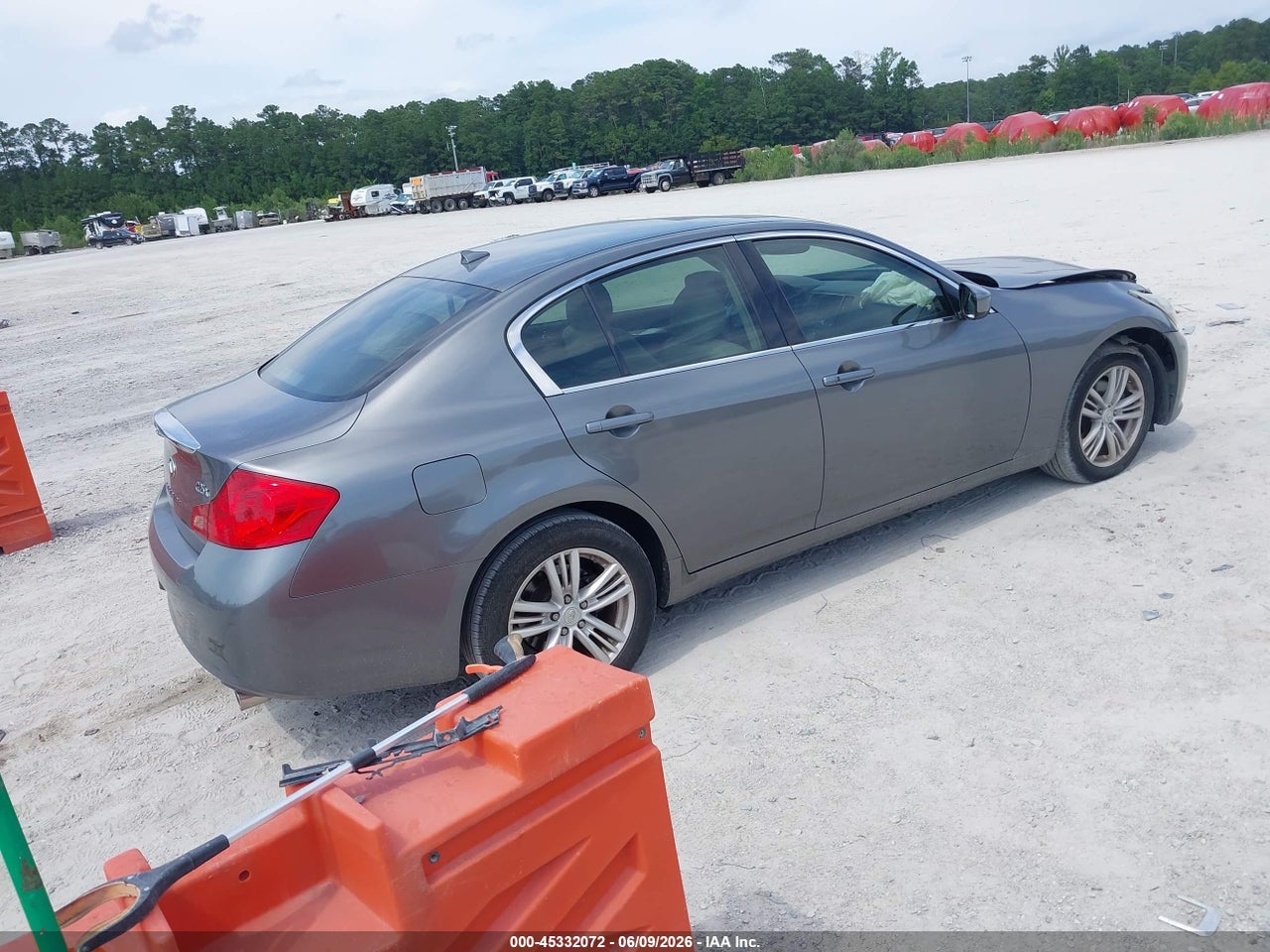 2012 INFINITI G25X · 4/11
