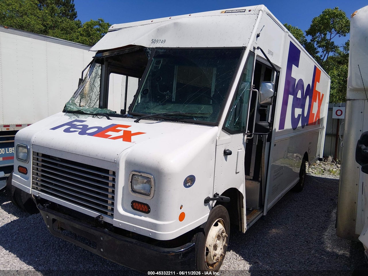2022 FREIGHTLINER MT45 · 2/11