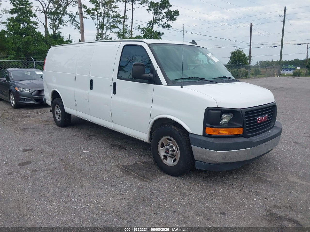 1GTW7BFF2H1****** · 2017 GMC SAVANA 2500 WORK VAN