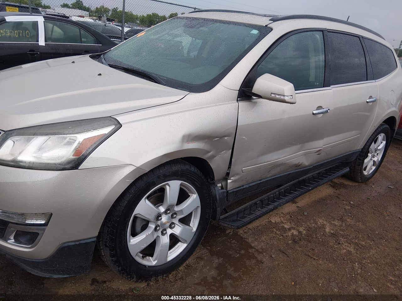 2017 CHEVROLET TRAVERSE 1LT · 6/11