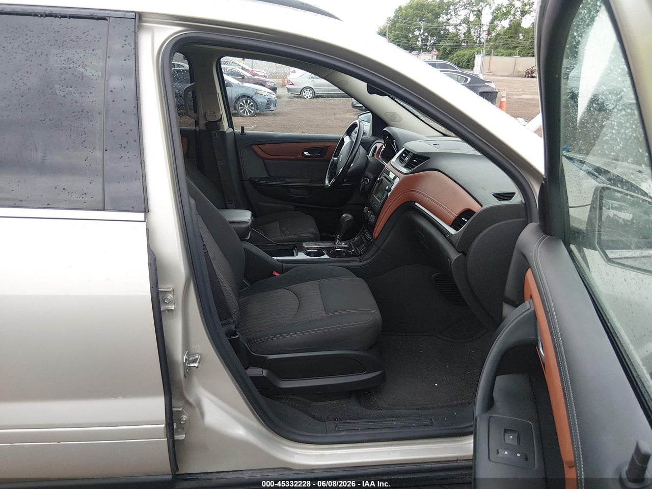 2017 CHEVROLET TRAVERSE 1LT · 5/11