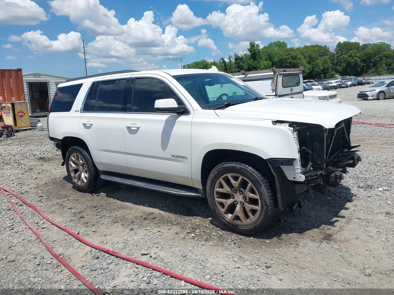 1GKS1AKC2FR****** · 2015 GMC YUKON SLE