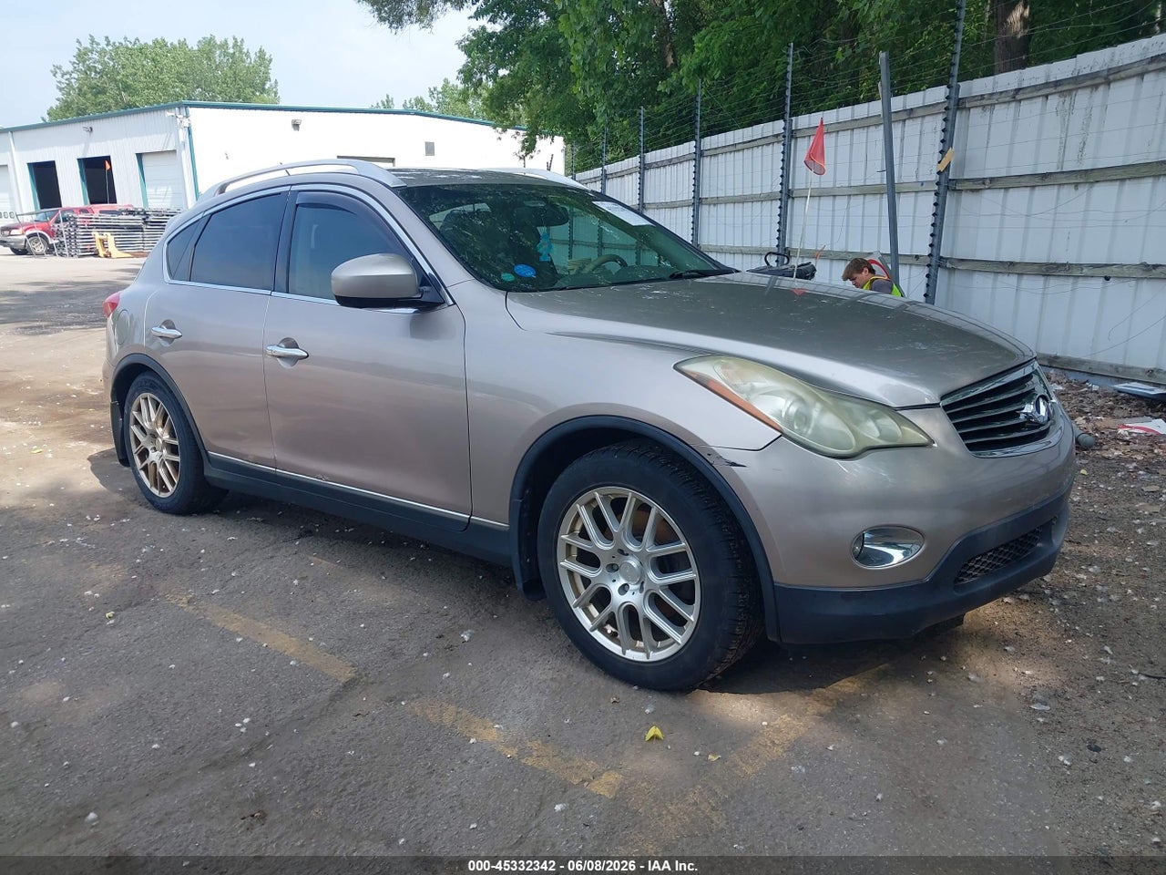 JNKAJ09F19M****** · 2009 INFINITI EX35 JOURNEY