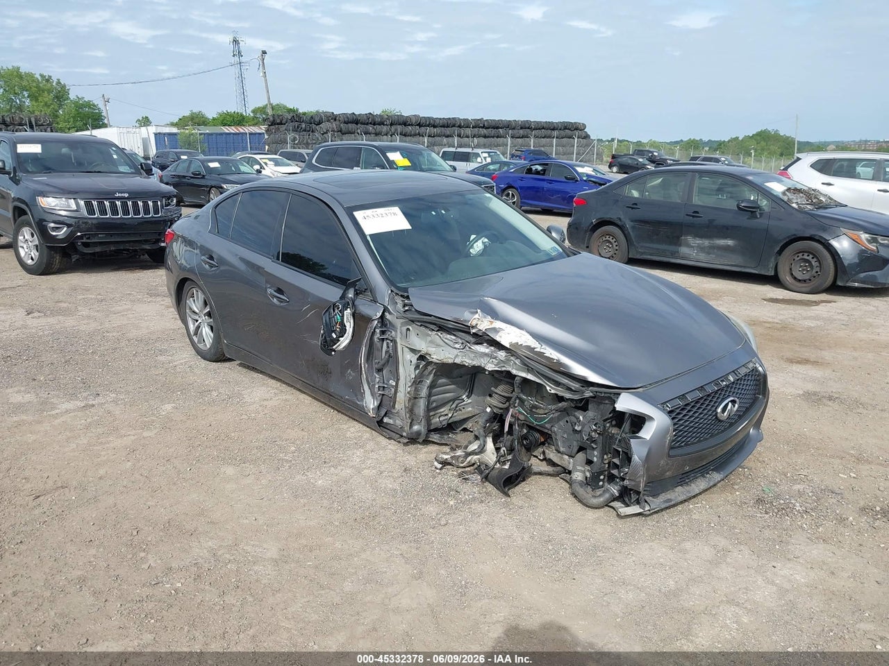 JN1CV7AR2GM****** · 2016 INFINITI Q50 2.0T PREMIUM