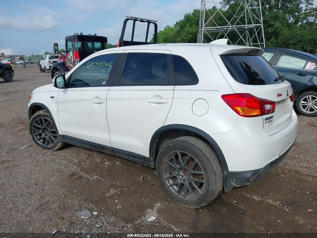 2017 MITSUBISHI OUTLANDER SPORT 2.0 LE · 3/11