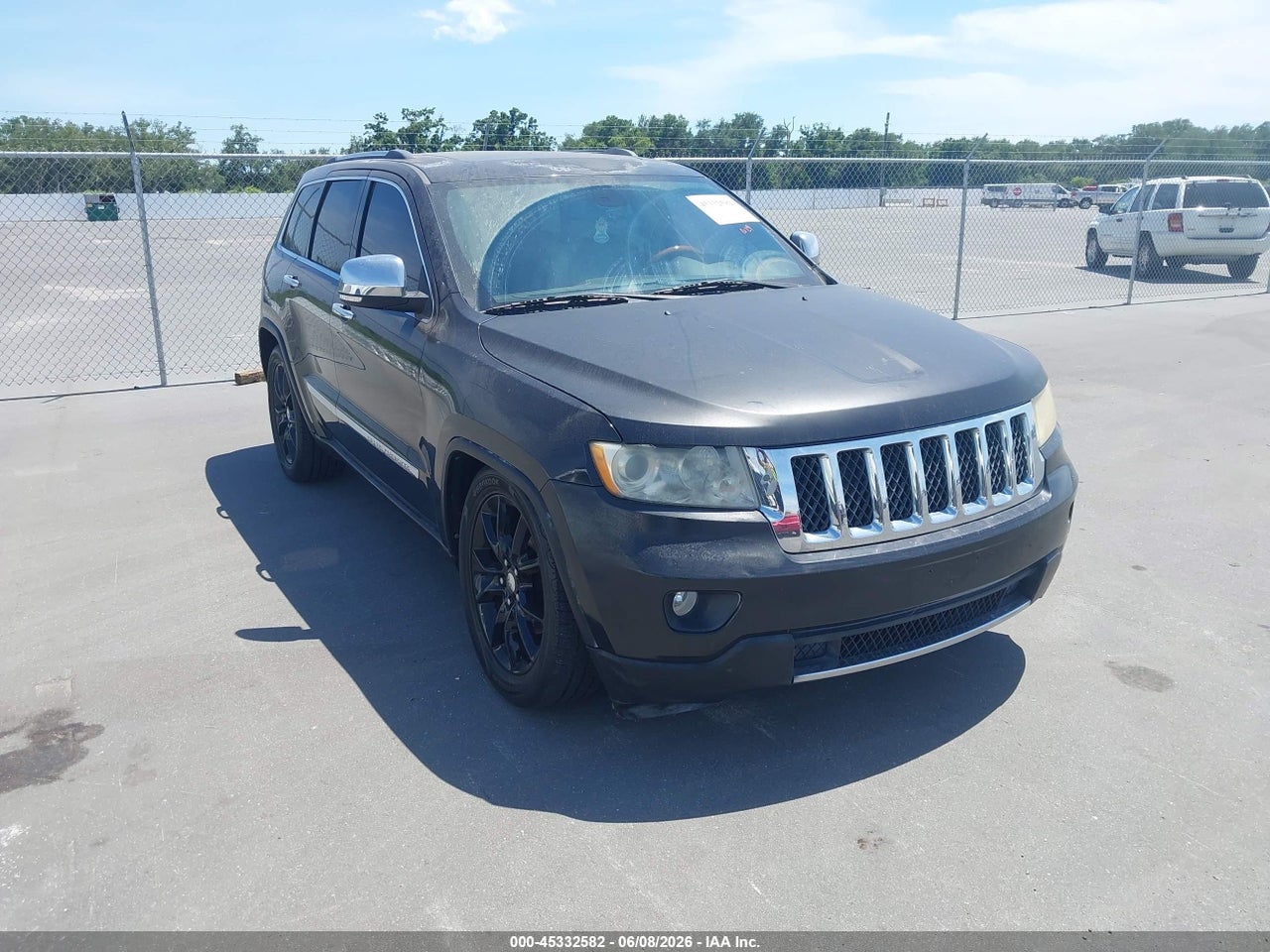 1J4RR6GG0BC****** · 2011 JEEP GRAND CHEROKEE OVERLAND