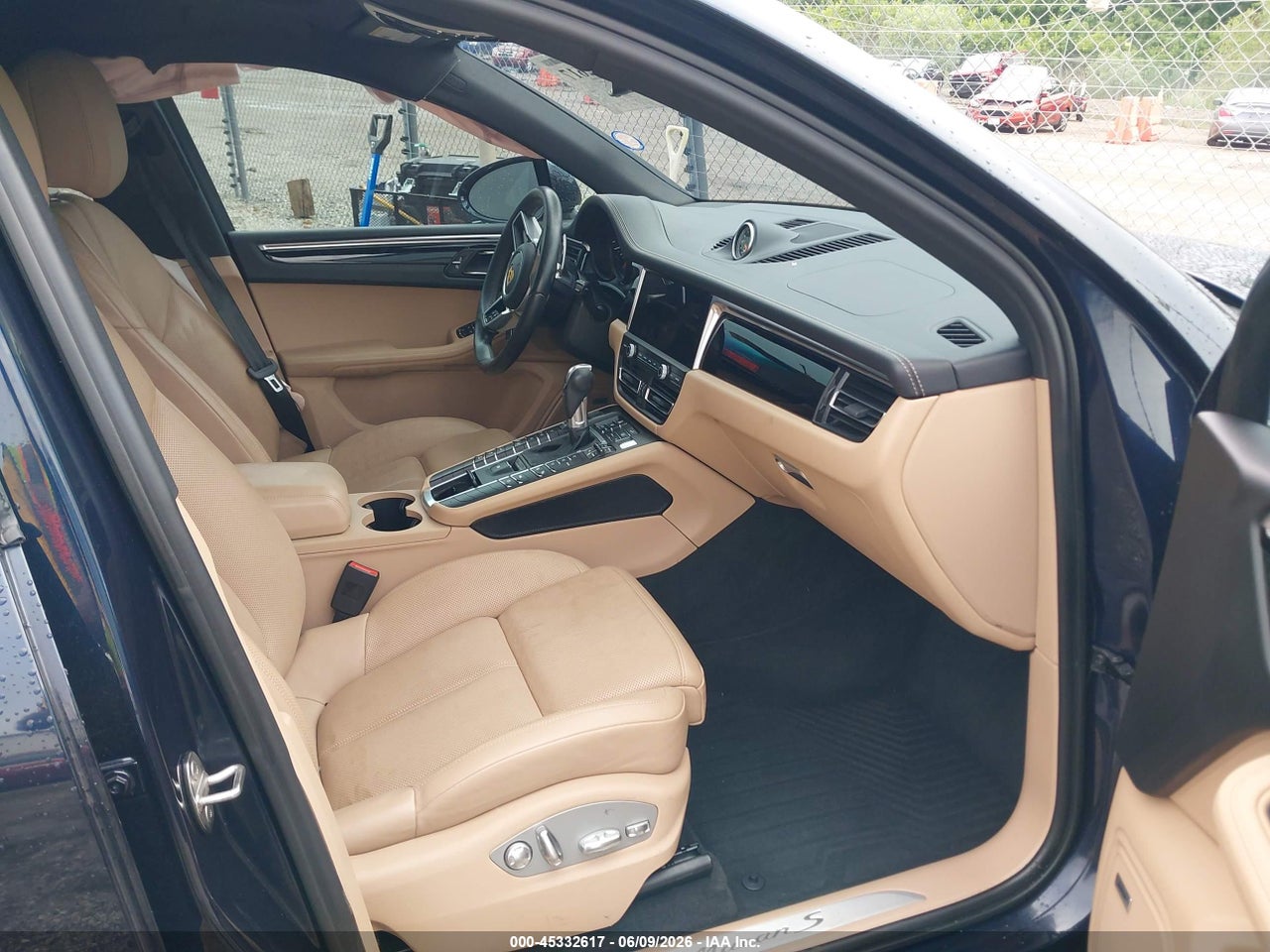 2021 PORSCHE MACAN S · 5/11