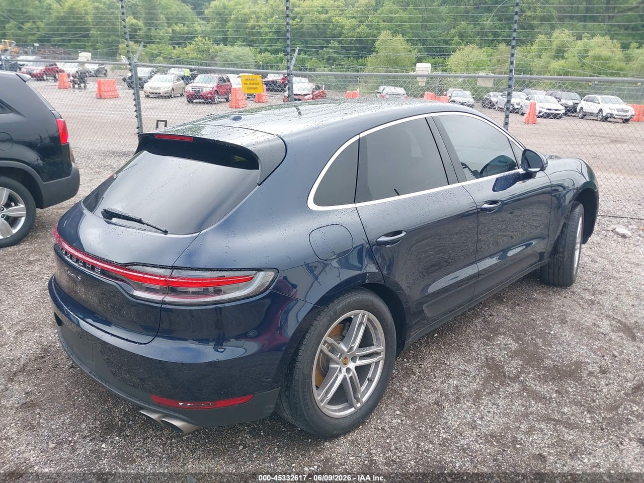 2021 PORSCHE MACAN S · 4/11