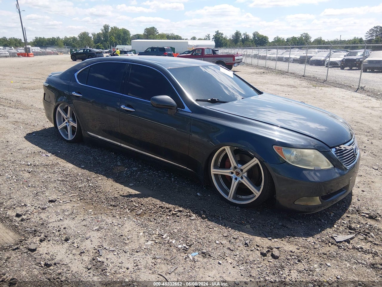 JTHGL46F875****** · 2007 LEXUS LS 460 L