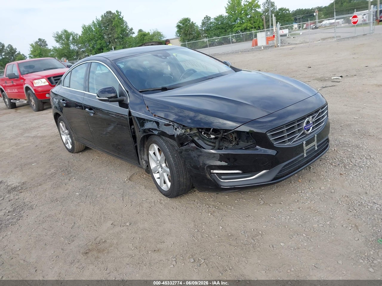 YV1612TK4G2****** · 2016 VOLVO S60 T5 PREMIER