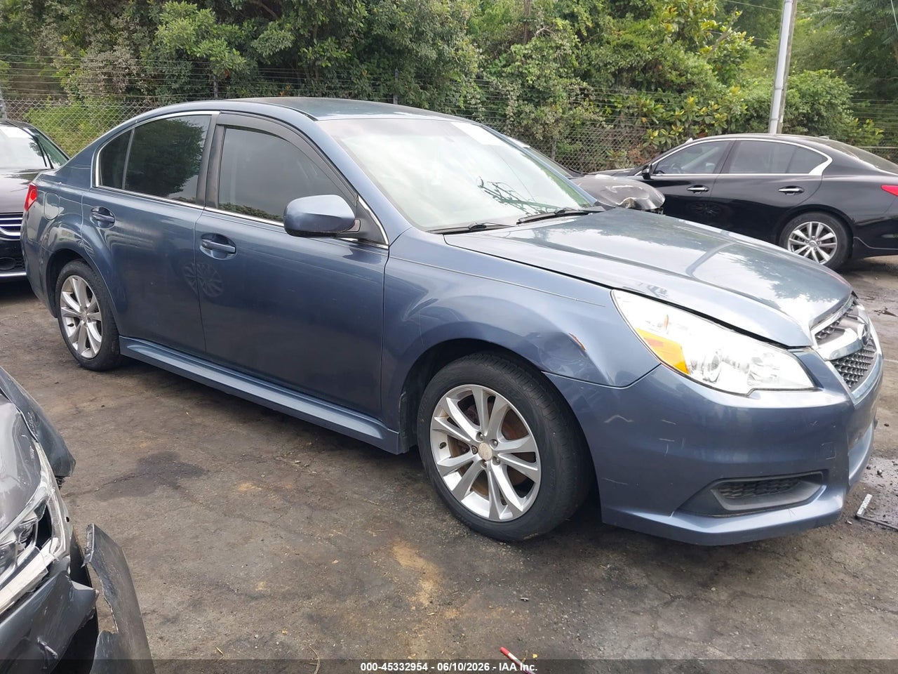 4S3BMBC62D3****** · 2013 SUBARU LEGACY 2.5I PREMIUM