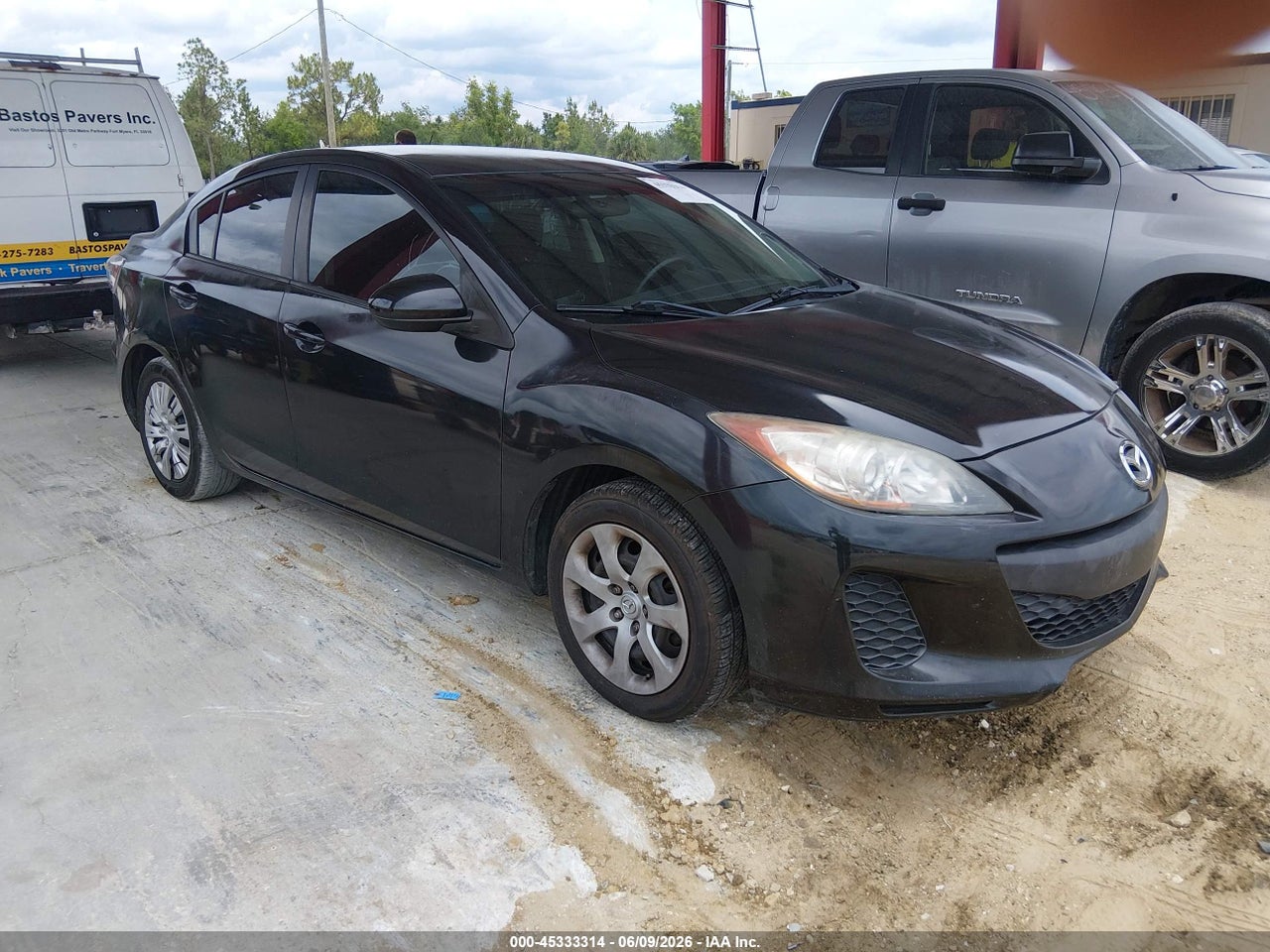 JM1BL1UF4C1****** · 2012 MAZDA MAZDA3 I SPORT