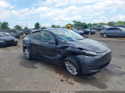 2024 TESLA MODEL Y LONG RANGE SINGLE MOTOR REAR-WHEEL DRIVE/RWD