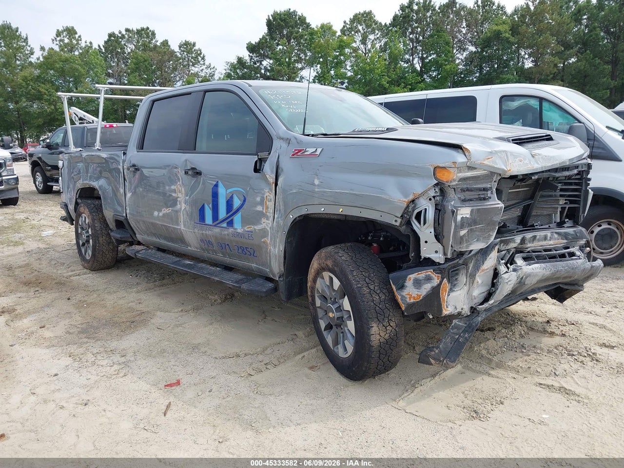2GC4KMEY8S1****** · 2025 CHEVROLET SILVERADO 2500HD 4WD  STANDARD BED CUSTOM
