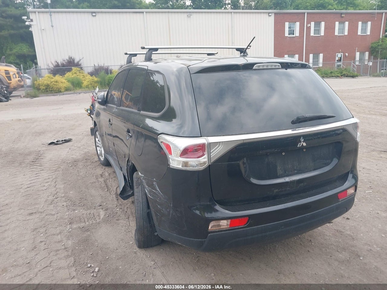 2014 MITSUBISHI OUTLANDER SE · 3/11
