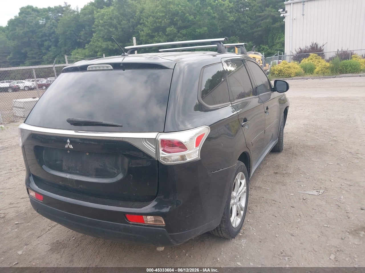2014 MITSUBISHI OUTLANDER SE · 4/11
