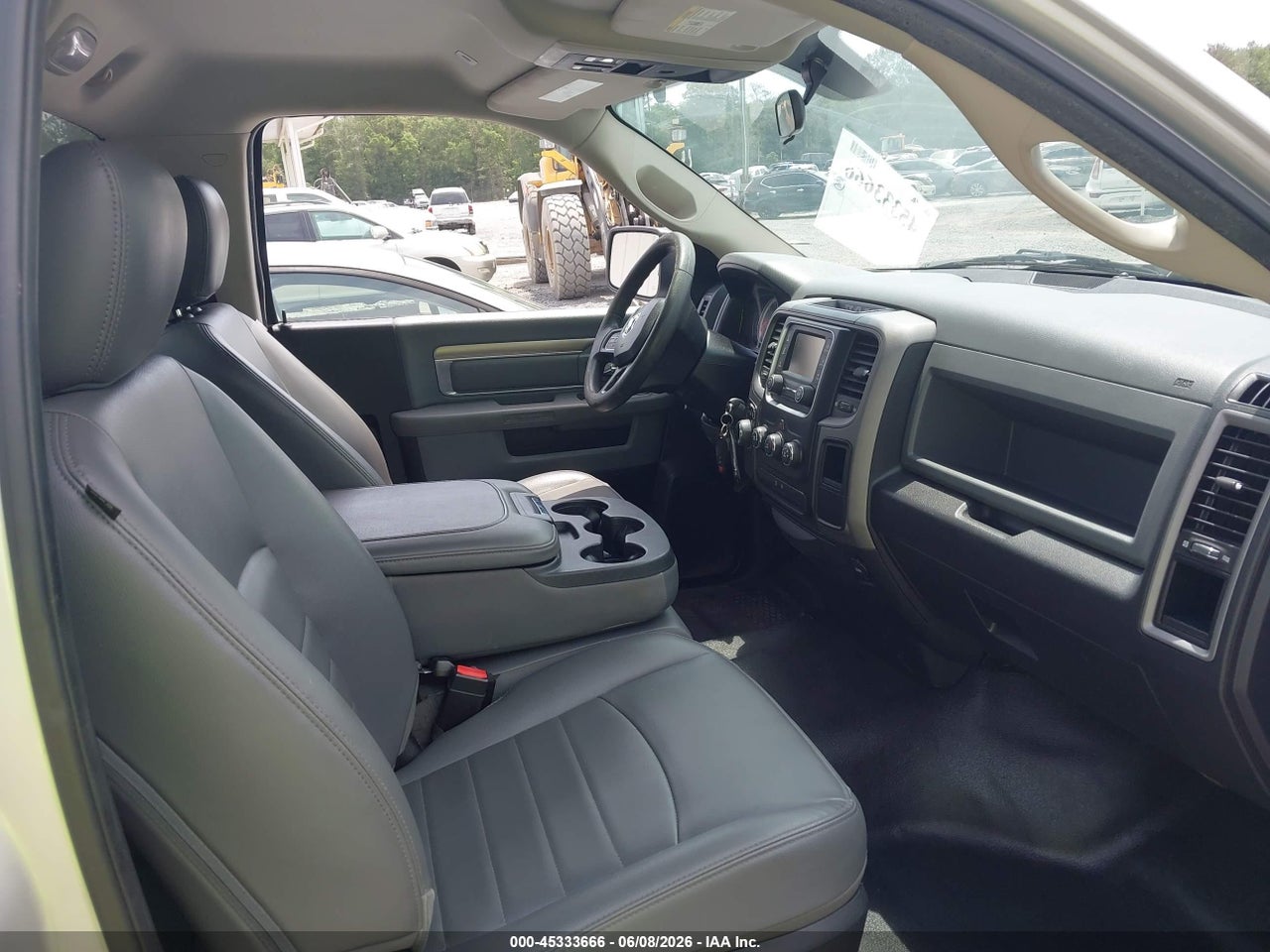 2017 RAM 1500 TRADESMAN  4X2 8' BOX · 5/11