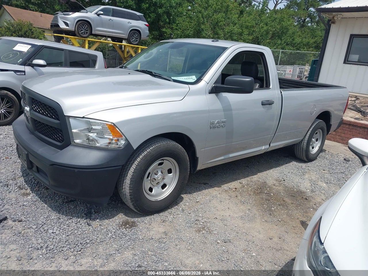 2017 RAM 1500 TRADESMAN  4X2 8' BOX · 2/11