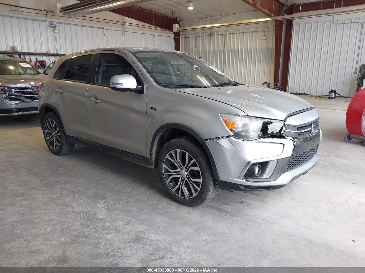 JA4AR3AW5JU****** · 2018 MITSUBISHI OUTLANDER SPORT 2.4 SE