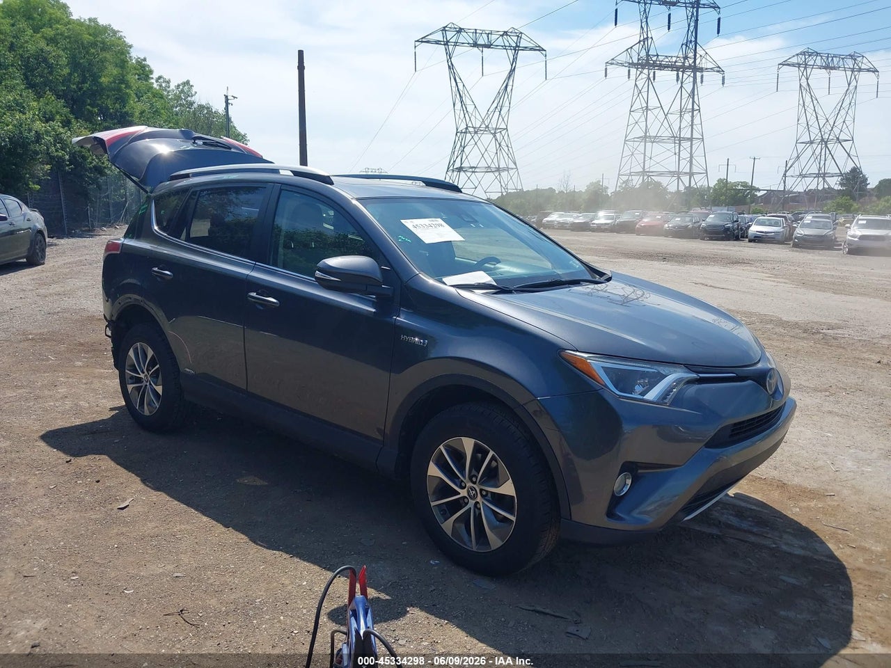 JTMRJREVXHD****** · 2017 TOYOTA RAV4 HYBRID XLE