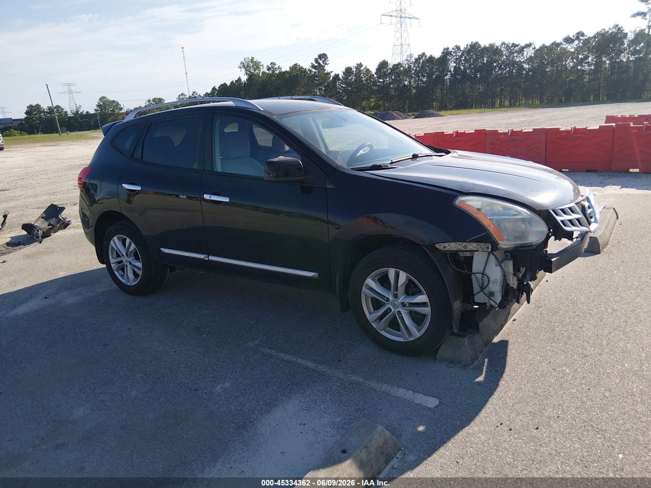 JN8AS5MT5DW****** · 2013 NISSAN ROGUE SV