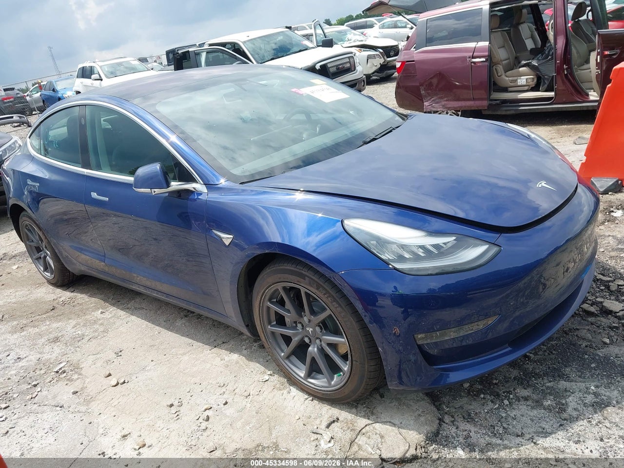 5YJ3E1EA5JF****** · 2018 TESLA MODEL 3 LONG RANGE/MID RANGE