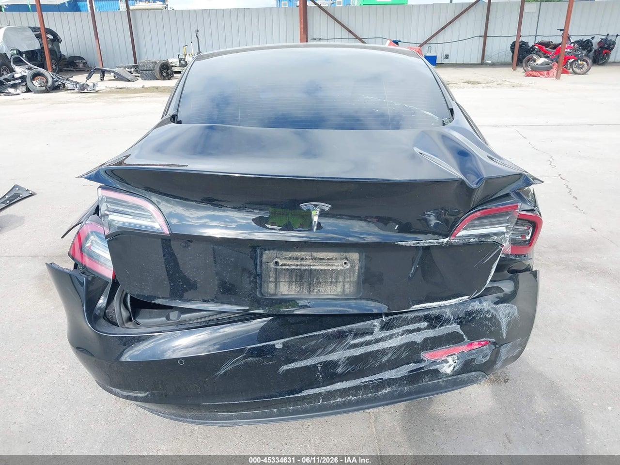 2022 TESLA MODEL 3 REAR-WHEEL DRIVE · 6/10