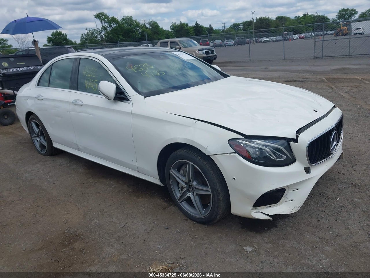 WDDZF4KB6JA****** · 2018 MERCEDES-BENZ E 300 4MATIC