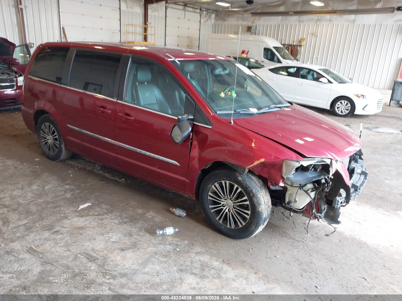 2C4RC1HG3ER****** · 2014 CHRYSLER TOWN &amp; COUNTRY S
