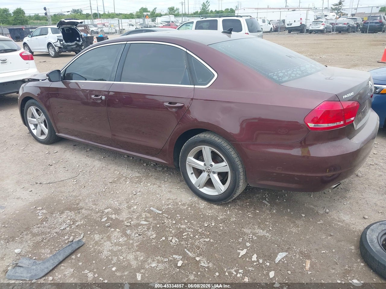 2013 VOLKSWAGEN PASSAT 2.5L SE · 3/11