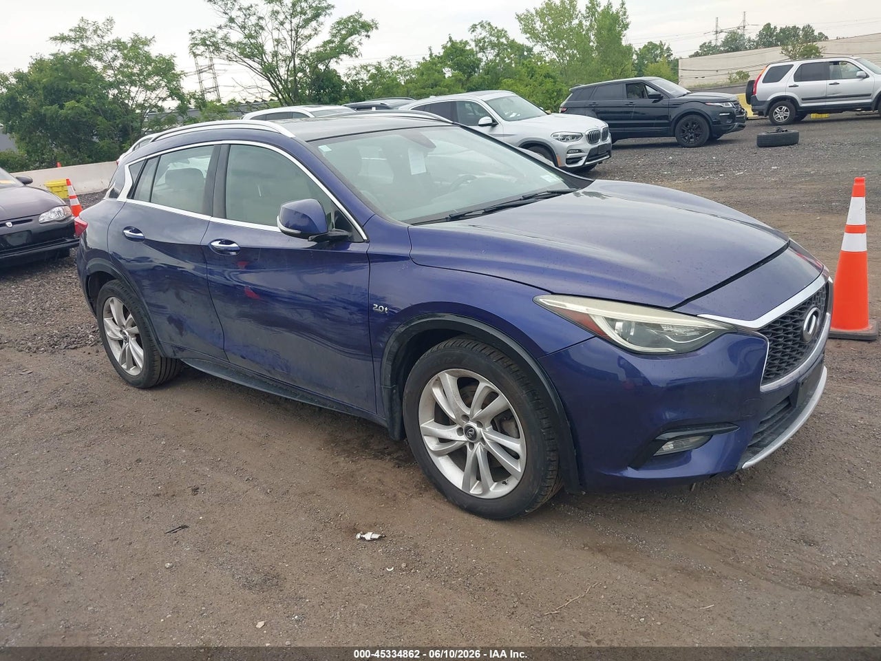 SJKCH5CP6HA****** · 2017 INFINITI QX30 PREMIUM
