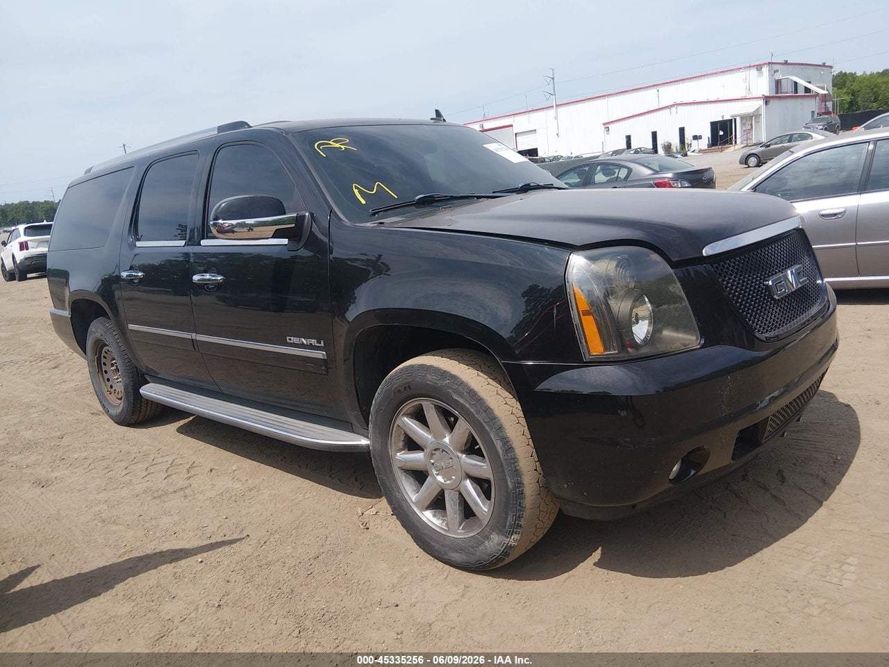 1GKS2MEF5BR****** · 2011 GMC YUKON XL 1500 DENALI
