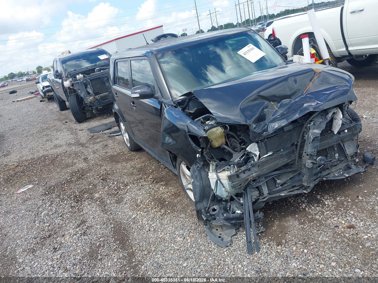JTLZE4FE3B1****** · 2011 SCION XB