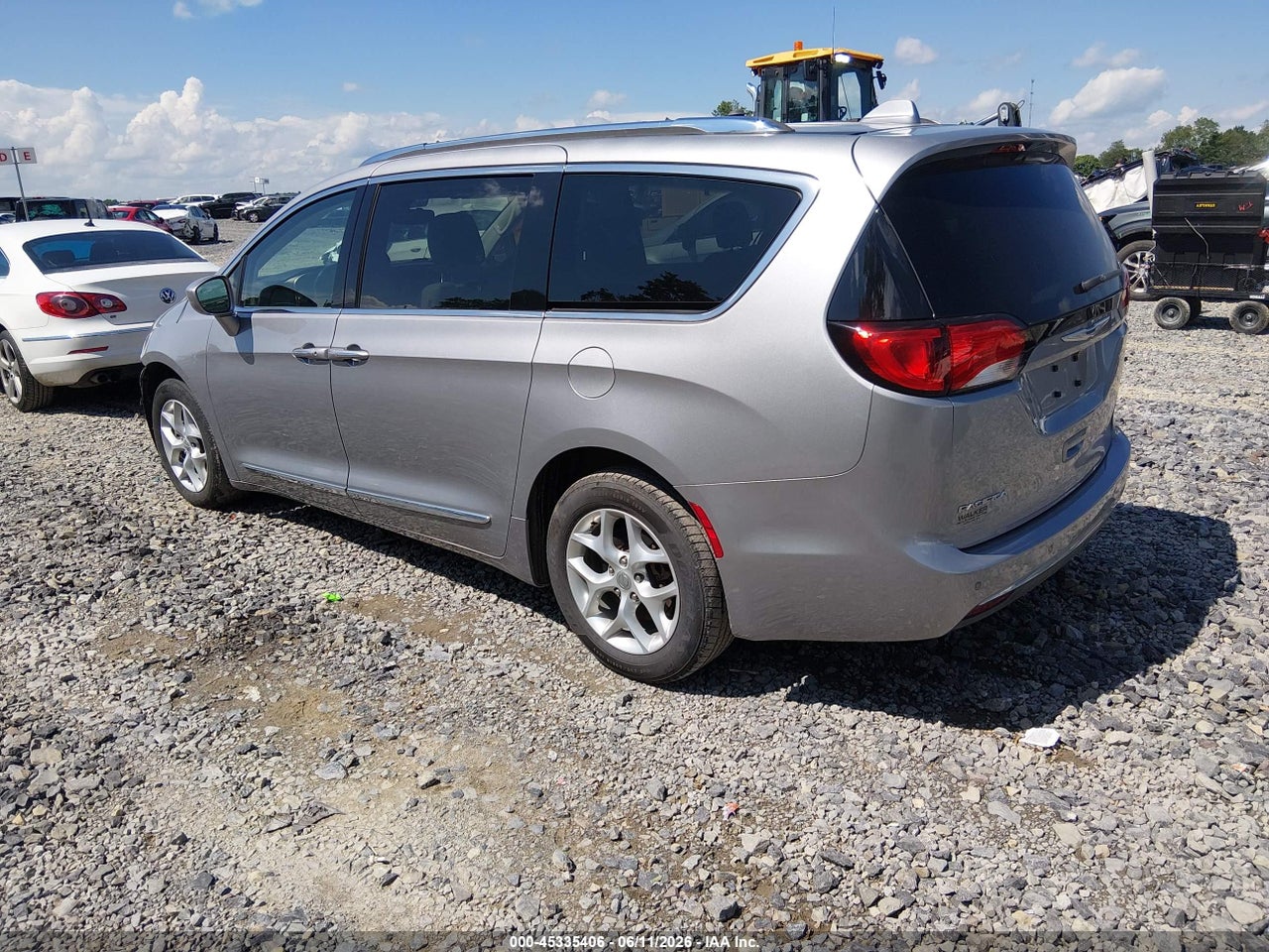 2017 CHRYSLER PACIFICA TOURING-L PLUS · 3/11