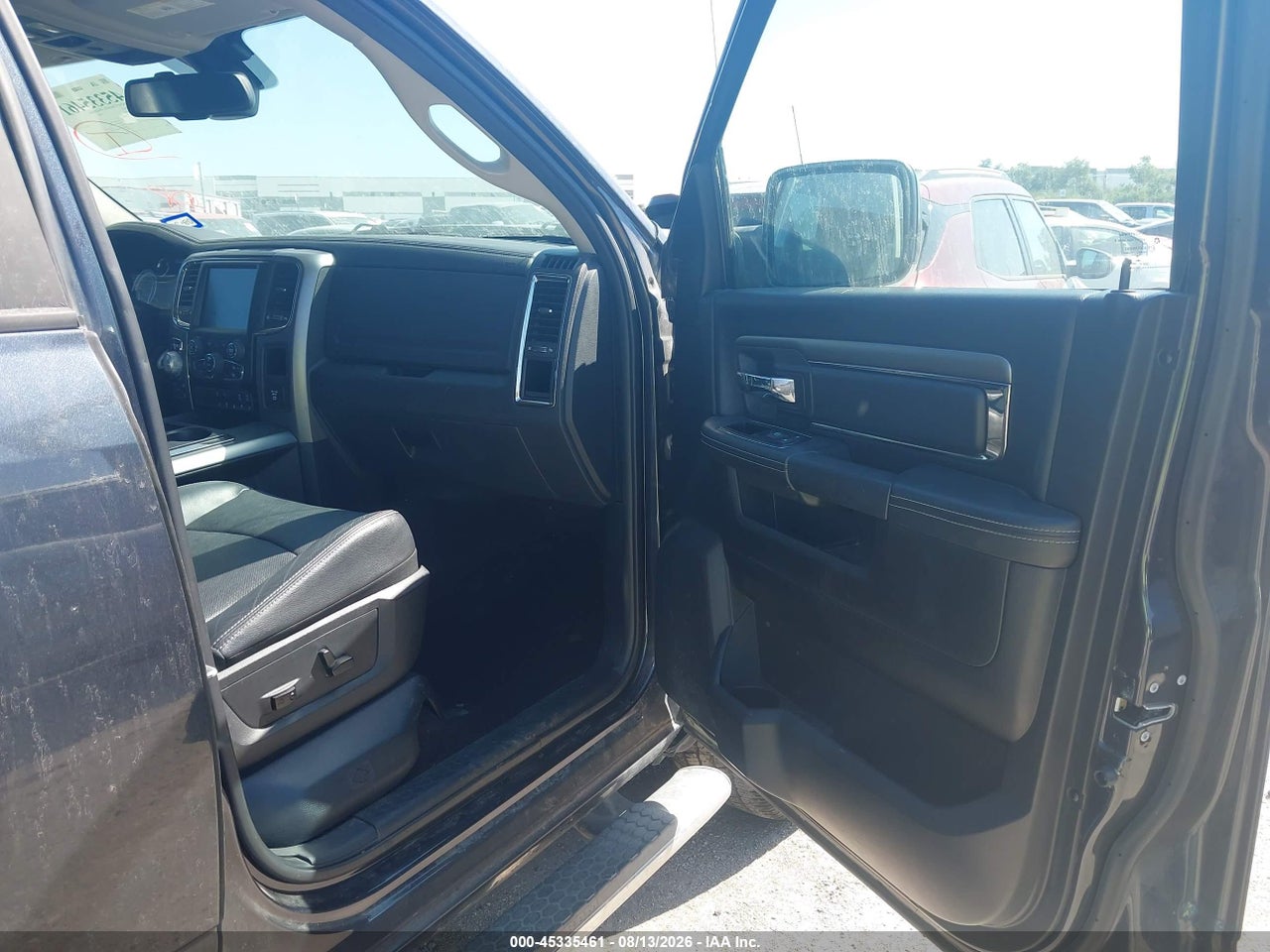 2015 RAM 1500 SPORT · 5/11
