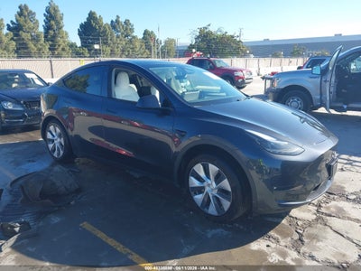 7SAYGAEE5RF****** · 2024 TESLA MODEL Y LONG RANGE DUAL MOTOR ALL-WHEEL DRIVE