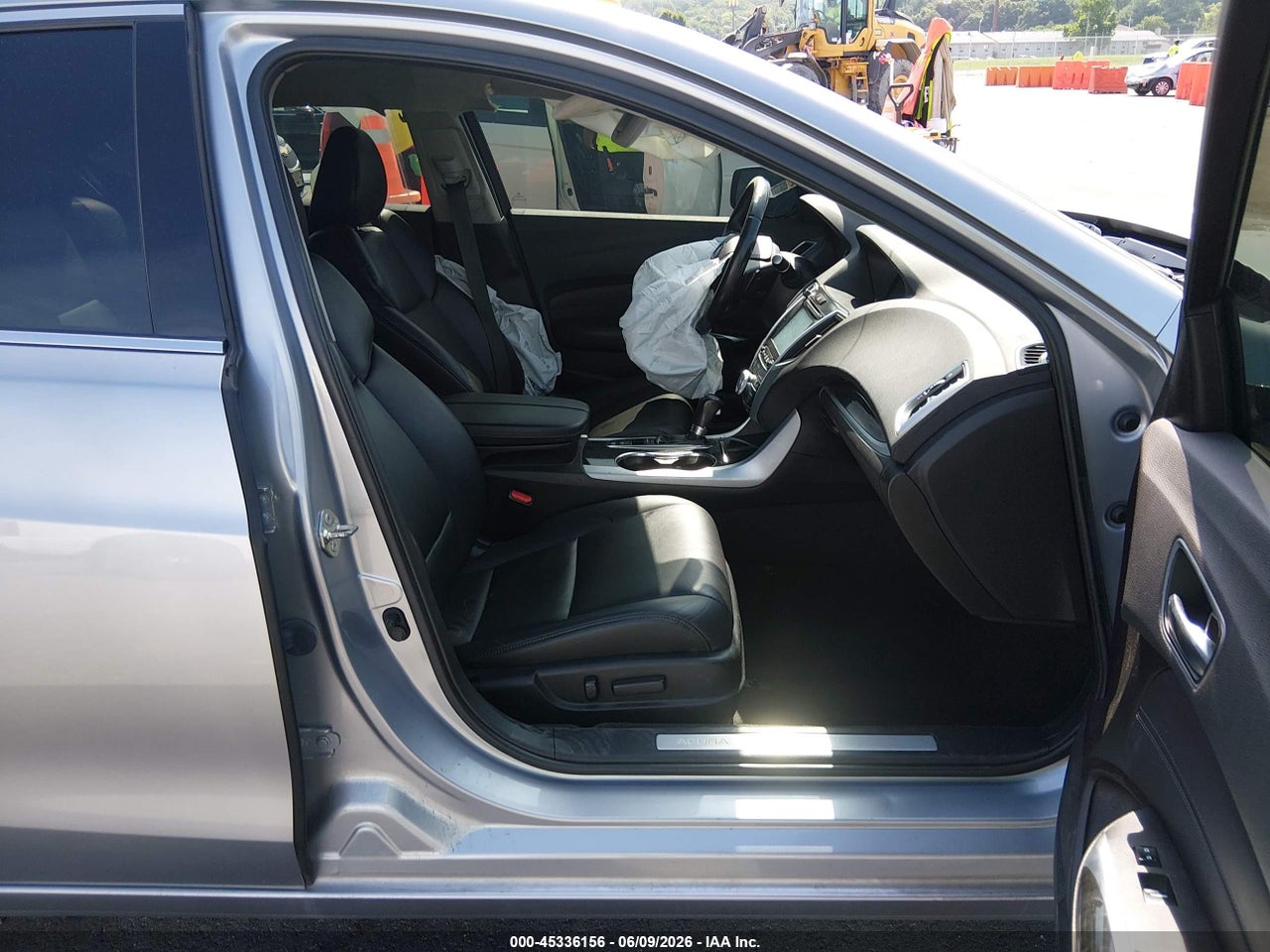2020 ACURA TLX STANDARD · 5/11