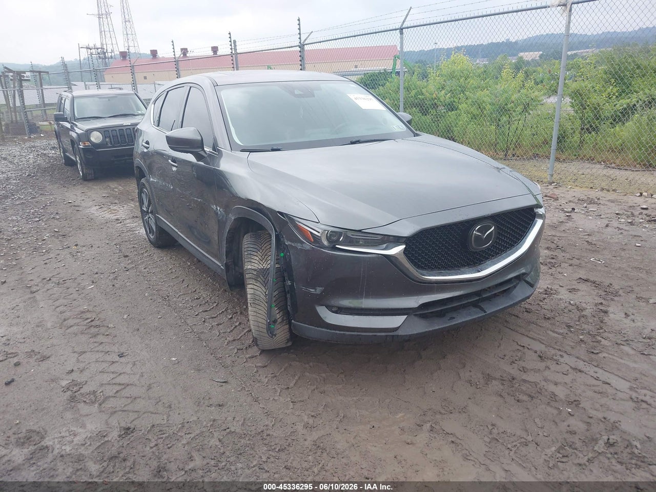 JM3KFBDL7H0****** · 2017 MAZDA CX-5 GRAND TOURING