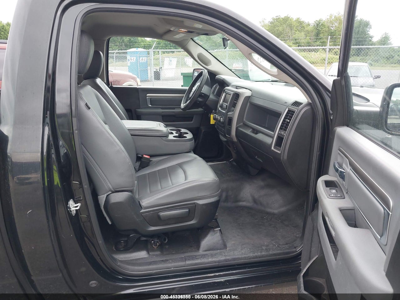 2019 RAM 1500 CLASSIC TRADESMAN  4X2 8' BOX · 5/11