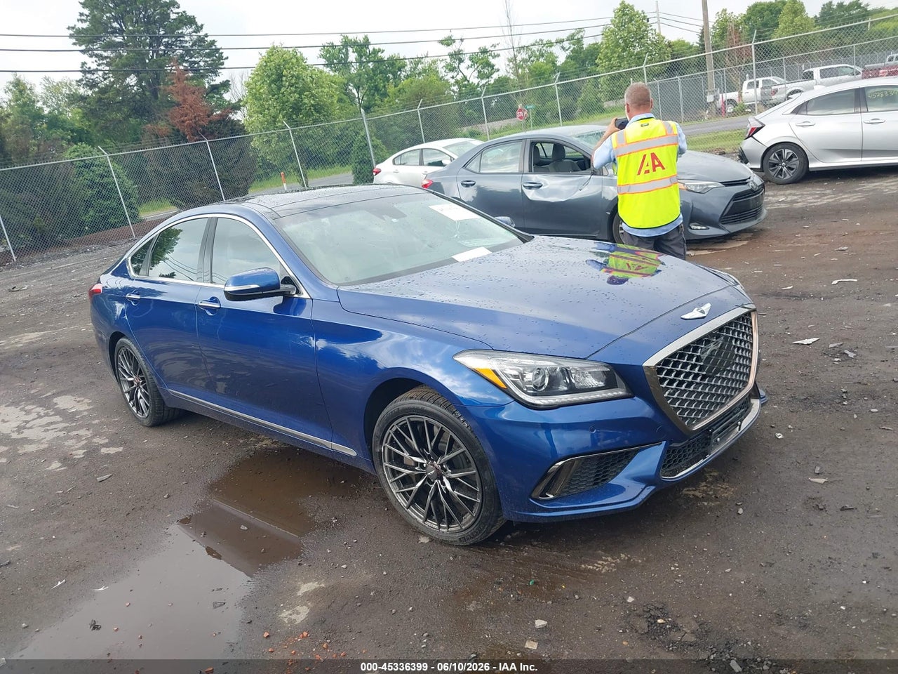 KMHGN4JF4FU****** · 2015 HYUNDAI GENESIS 5.0