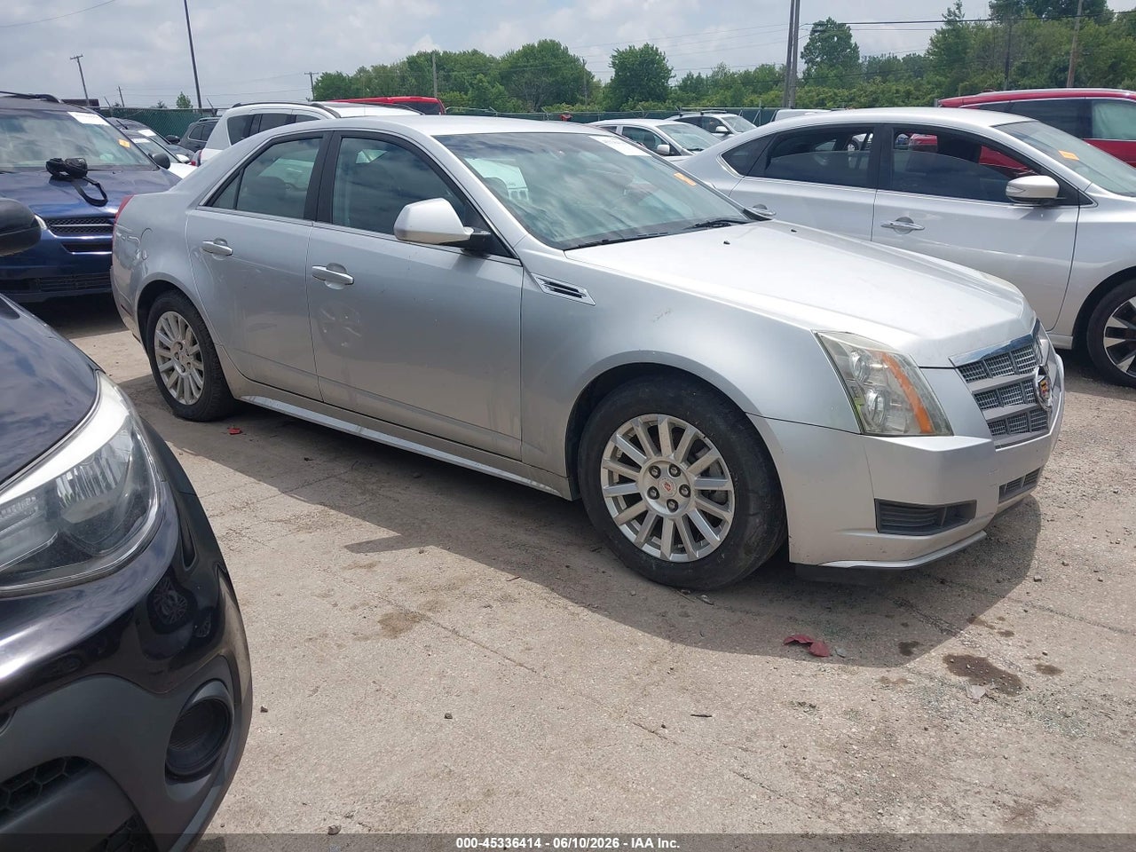 1G6DG5EG3A0****** · 2010 CADILLAC CTS LUXURY