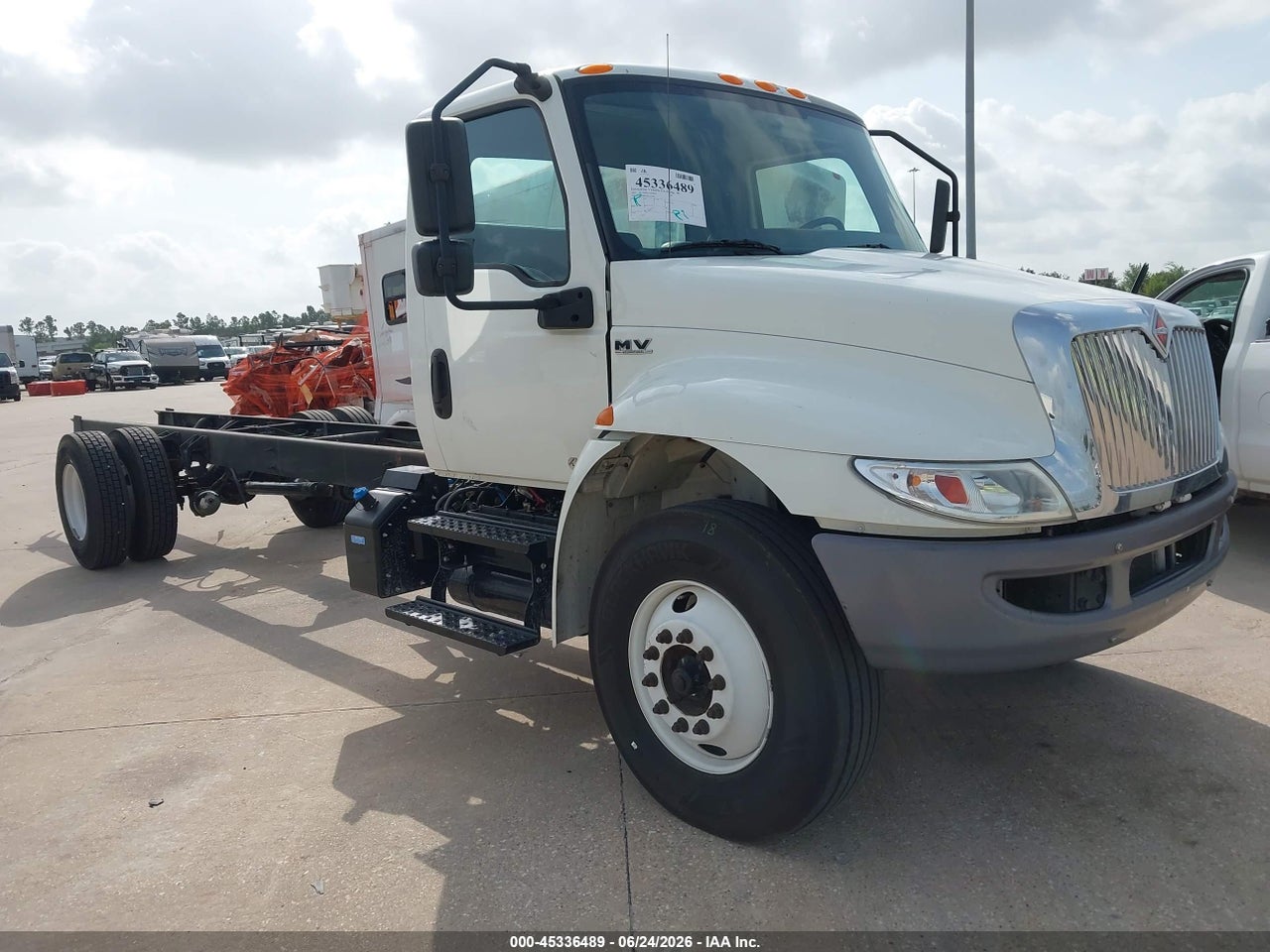 3HAEUMML6NL****** · 2022 INTERNATIONAL MV