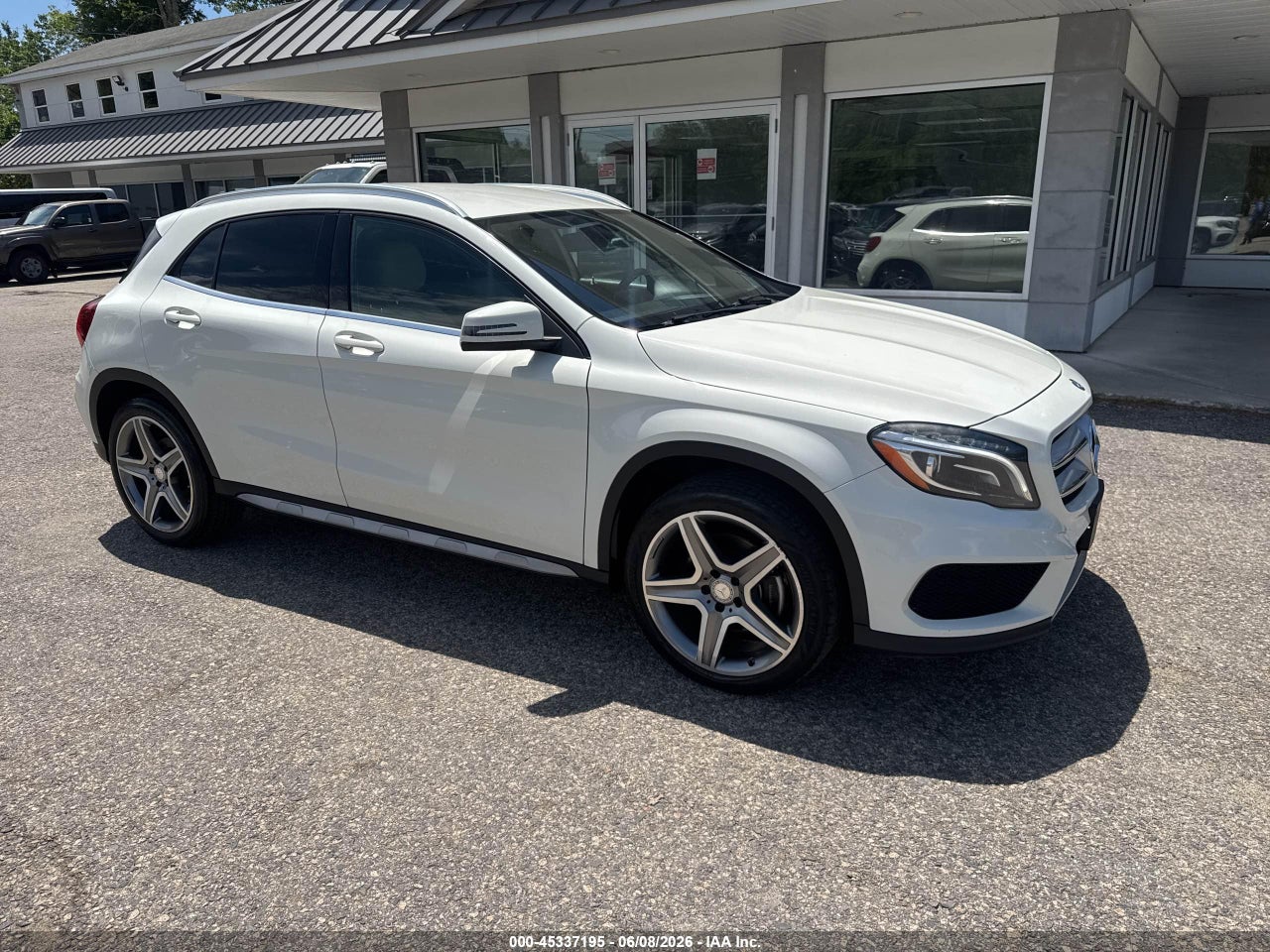 WDCTG4GB0FJ****** · 2015 MERCEDES-BENZ GLA 250 4MATIC