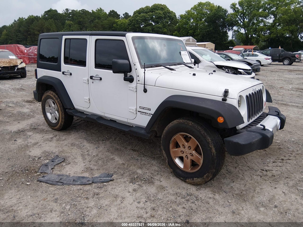 1C4HJWDG3DL****** · 2013 JEEP WRANGLER UNLIMITED SPORT