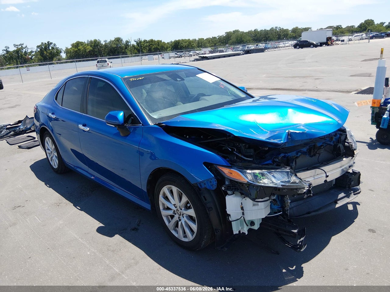4T1L11AK6LU****** · 2020 TOYOTA CAMRY LE