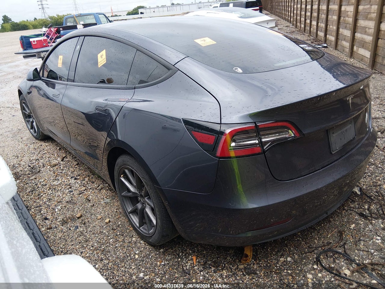 2021 TESLA MODEL 3 STANDARD RANGE PLUS REAR-WHEEL DRIVE · 3/10
